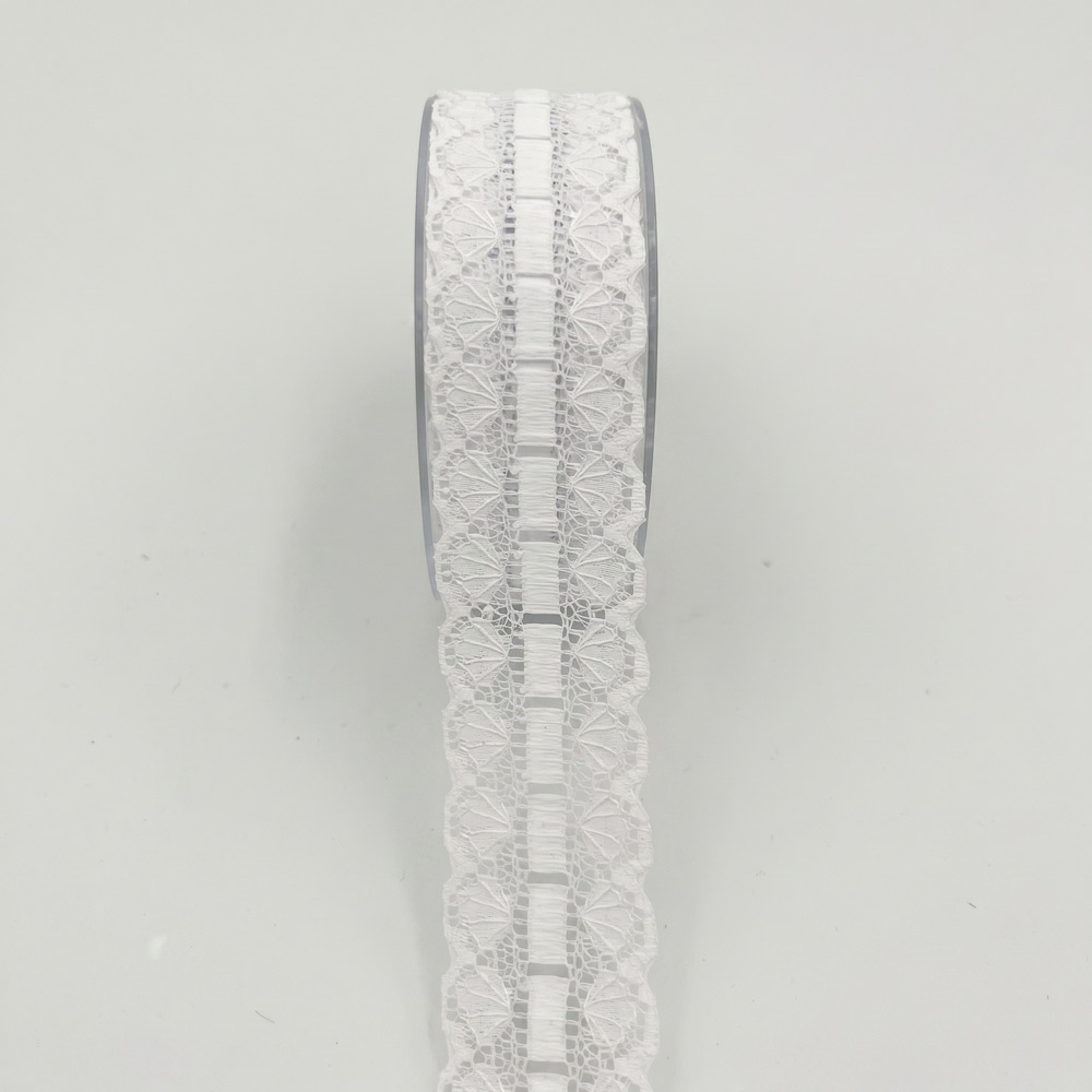 Trak iz čipke 25mm 15m - bel